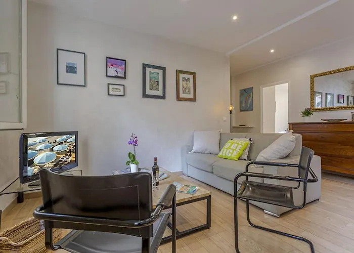 Gambetta - Charming 2 Bedroom - Near Promenade